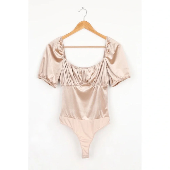 Lulus Up For The Night Champagne Velvet Short Sleeve Bodysuit - Picture 4 of 6